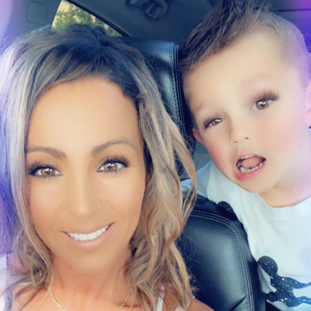 Meet your Posher, Nicole